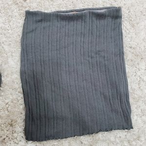 NWOT OOTDFash Gray Ribbed Skirt Large Lettuce Trim